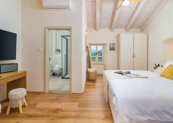 Castello Di Papa By Villsy - With Sea View, Private Pool, Sauna And Jacuzzi Villa *
