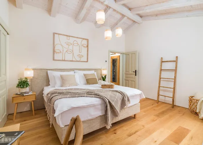 Villa Castello Di Papa By Villsy - With Sea View, Private Pool, Sauna And Jacuzzi