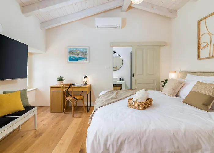 Castello Di Papa By Villsy - With Sea View, Private Pool, Sauna And Jacuzzi Villa *