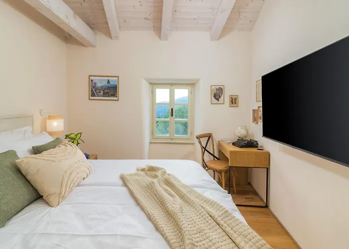 Villa Castello Di Papa By Villsy - With Sea View, Private Pool, Sauna And Jacuzzi Veprinac