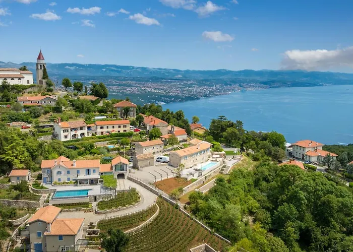 Castello Di Papa By Villsy - With Sea View, Private Pool, Sauna And Jacuzzi Veprinac