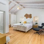 Willa Castello Di Papa By Villsy - With Sea View, Private Pool, Sauna And Jacuzzi *