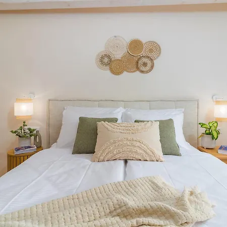 Castello Di Papa By Villsy - With Sea View, Private Pool, Sauna And Jacuzzi Villa