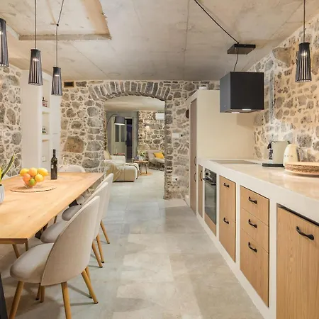 Castello Di Papa By Villsy - With Sea View, Private Pool, Sauna And Jacuzzi