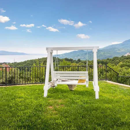 Villa Castello Di Papa By Villsy - With Sea View, Private Pool, Sauna And Jacuzzi *