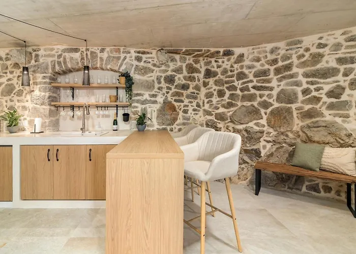 Castello Di Papa By Villsy - With Sea View, Private Pool, Sauna And Jacuzzi *